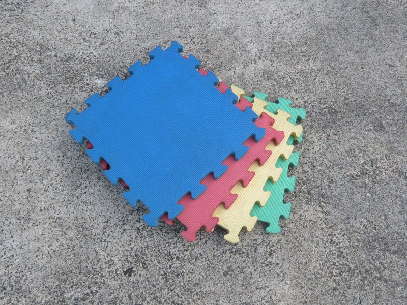 ５５　ジョイントマット　３０ｃｍ