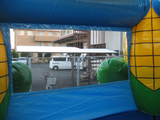 ０８　コーンバウンス