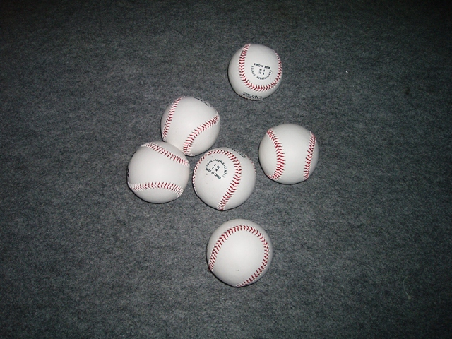 １２　ベースボールトス