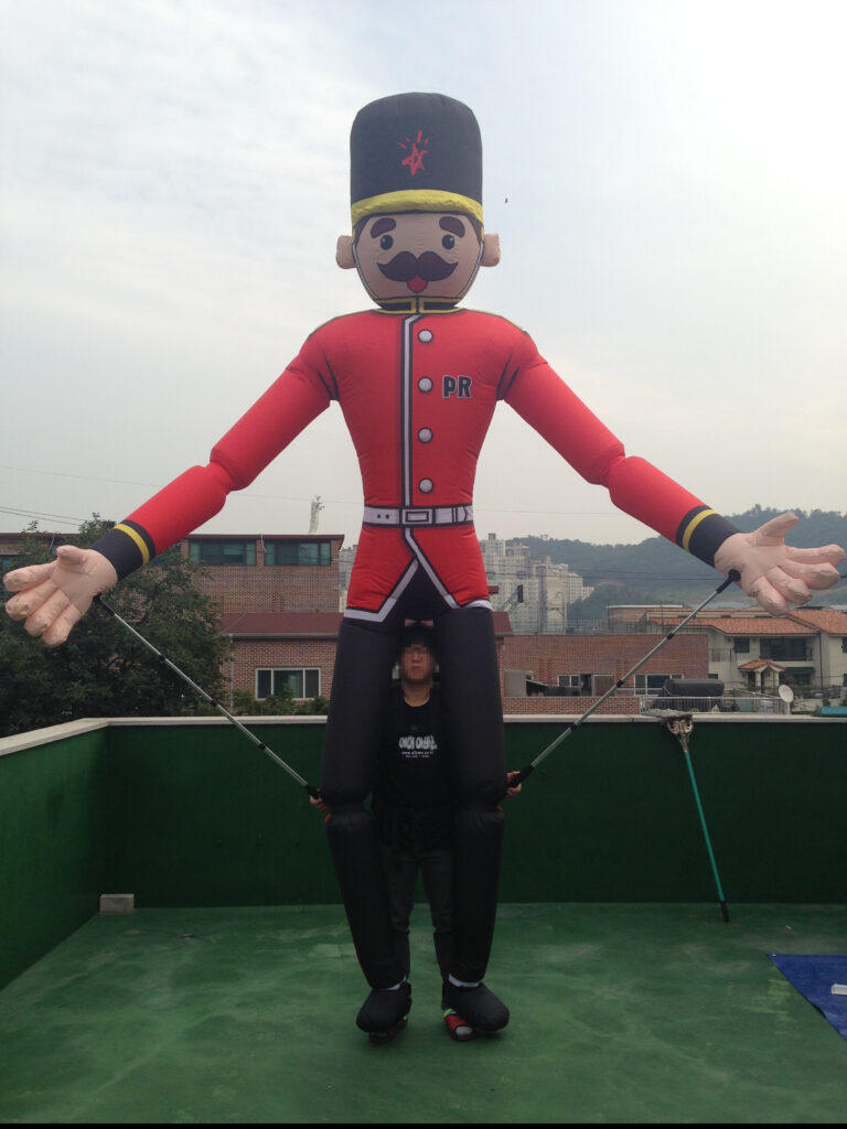 兵隊　赤