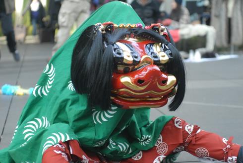 ２８　梅の会【獅子舞・寿玉すだれ】