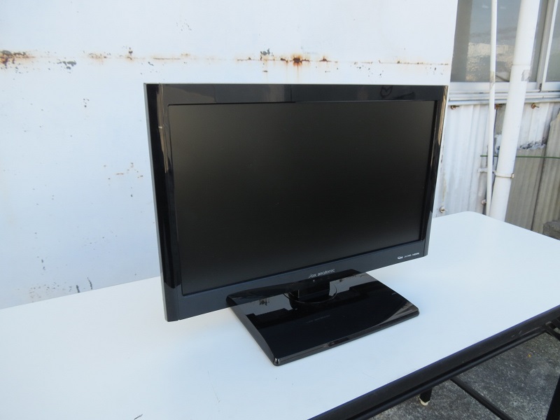 ２２　２２型　液晶モニター