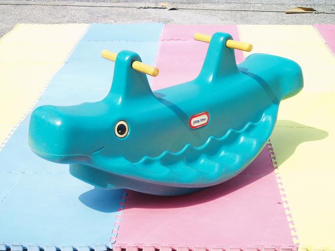 ３５　クジラシーソー　
