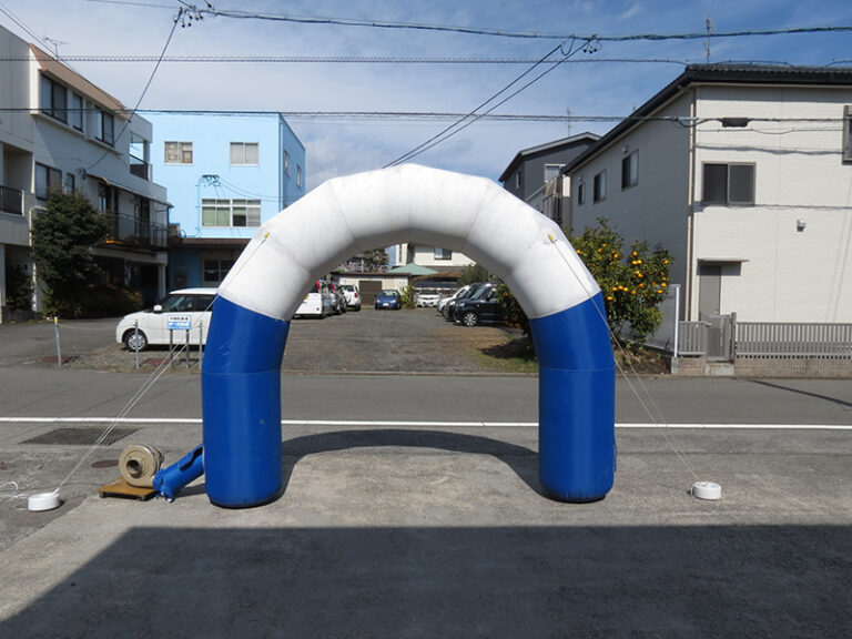 １２　エアーアーチ　青白　内径２ｍ