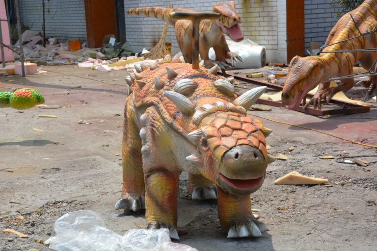 ２３　ディノトイカー